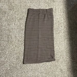 Textured grey pencil skirt